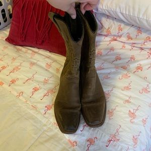 Leather cowboy boots women’s size 7